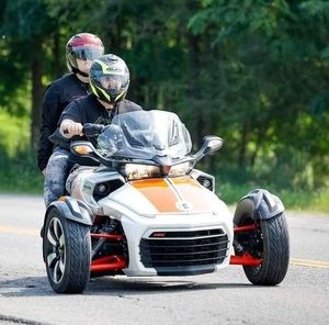 Meet your Posher, Dylan